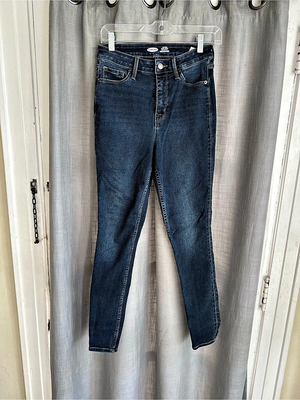 Old Navy Rockstar Super Skinny Jeans Skinny Jeans in Blue Like New